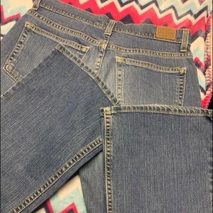 Women’s Old Navy jeans size 6 regular stretch
